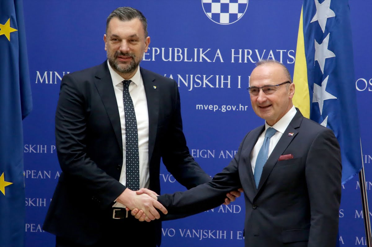 KONAKOVIĆ U ZAGREBU: “Došli smo ispruženih ruku, sa Vladom Hrvatske razgovarat ćemo o izbornoj reformi
