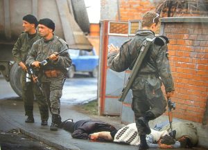 Arkanovi teroristi ubijaju i mrcvare civile Bijeljne