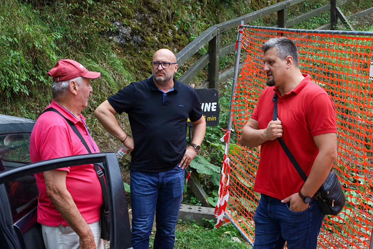 DRŽAVNI INSPEKTORAT HRVATSKE ZABRANIO GRADNJU HIDROELEKTRANE: Una spaja ljude sa njenih obala koji neće posustati u borbi da je sačuvaju