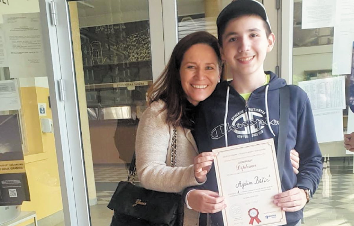 Bešić s nastavnicom Dervić-Prša