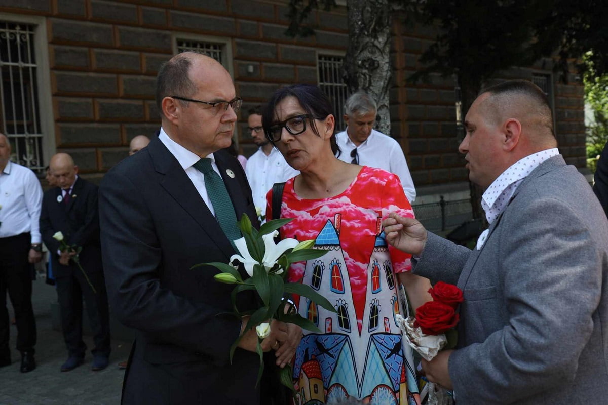 Christian Schmidt odao počast nevino ubijenim žrtvama srebreničkog genocida