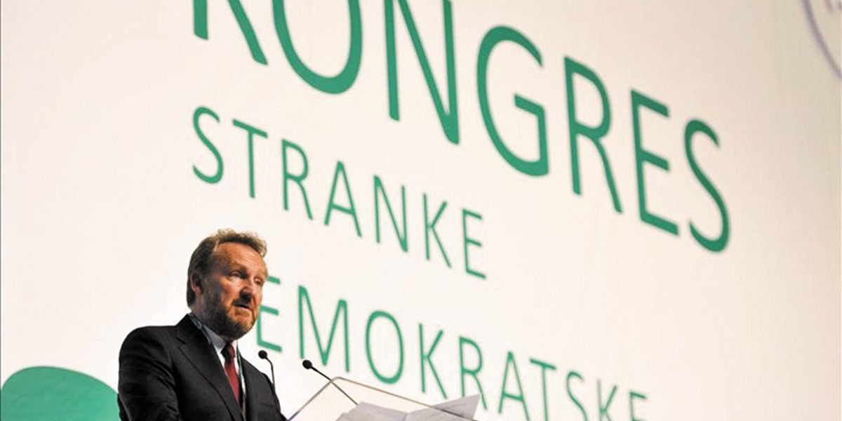 S kongresa SDA - Bakir Izetbegovic - foto: klix.ba