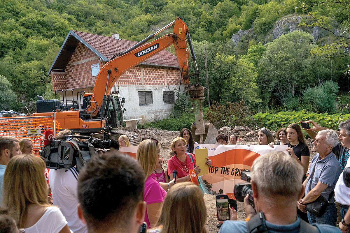 S protesta u Donjoj Suvaji, nedjelja, 28. srpnja 20024