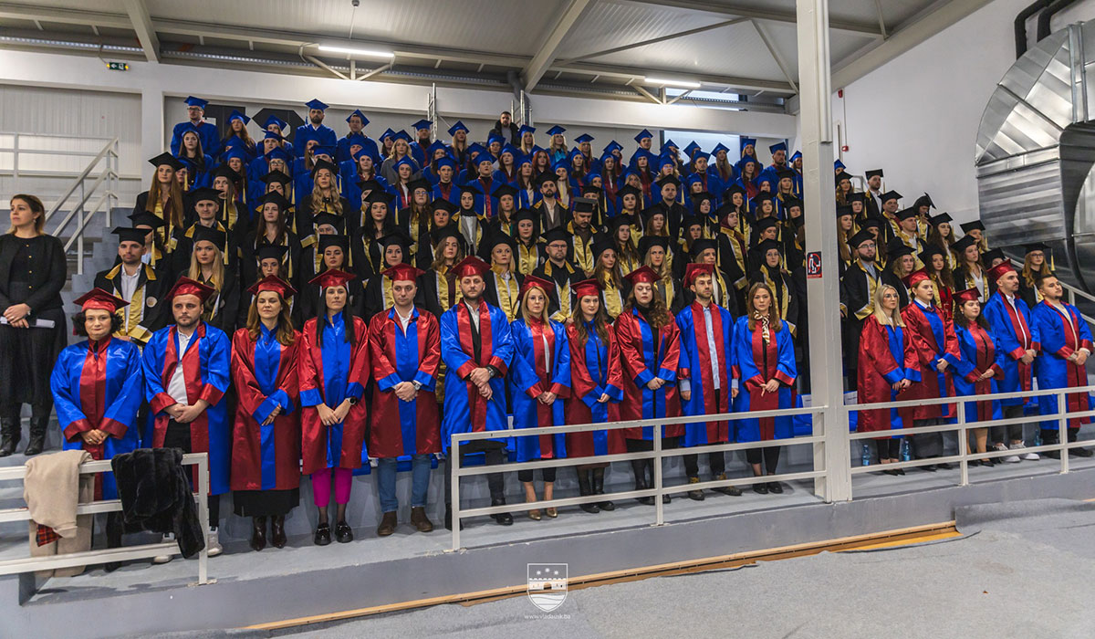 diplomanti_magistranti_opt