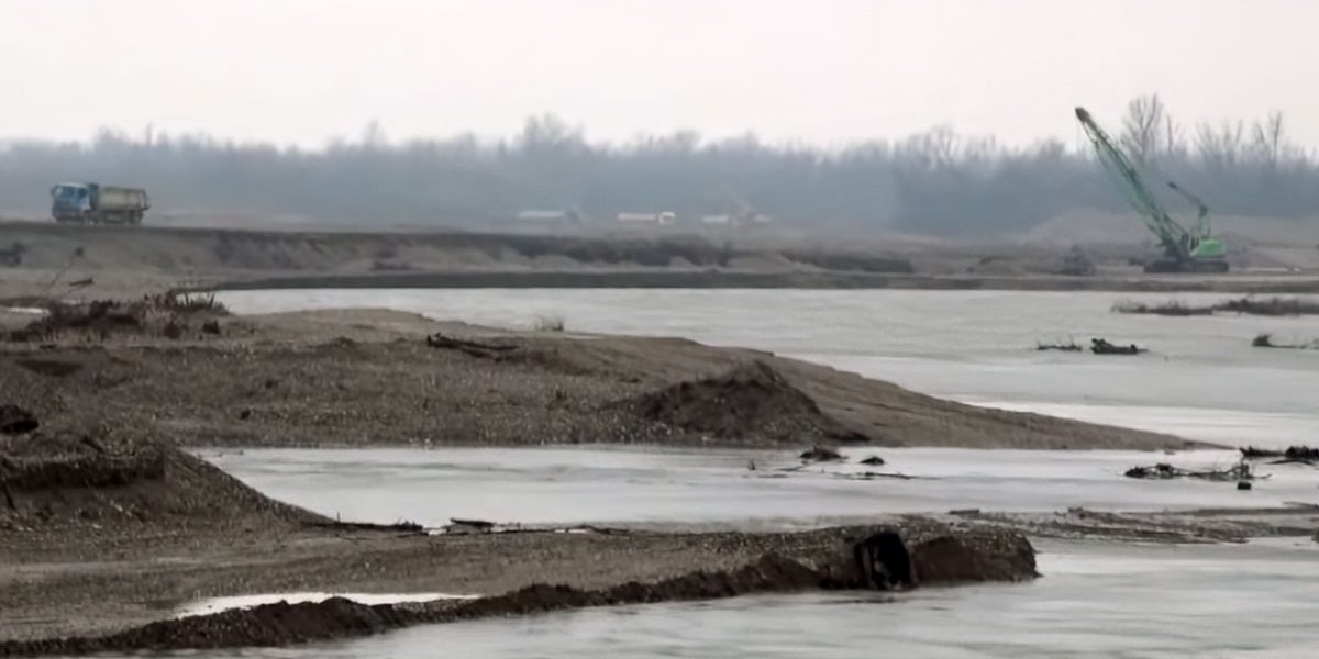 Drina, krađa šljunka