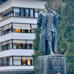 Velenje, Slovenija, Tito_brez_glave
