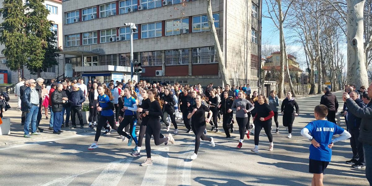 Utrka povodom rođendana Grada Bihaća - djevojke