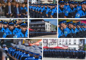 s polaganja zakletve mladih policajaca na gradskom trgu u Bihaću