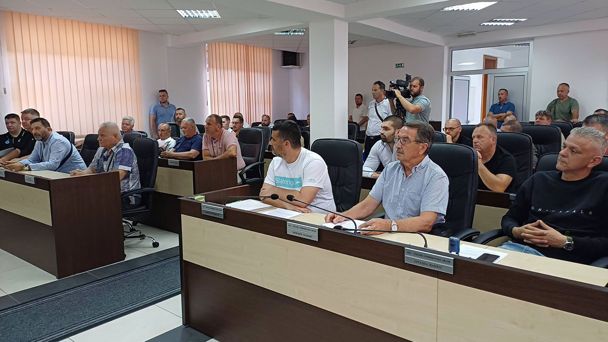 sportski klubovi koji su dobili novac od Vlade USK
