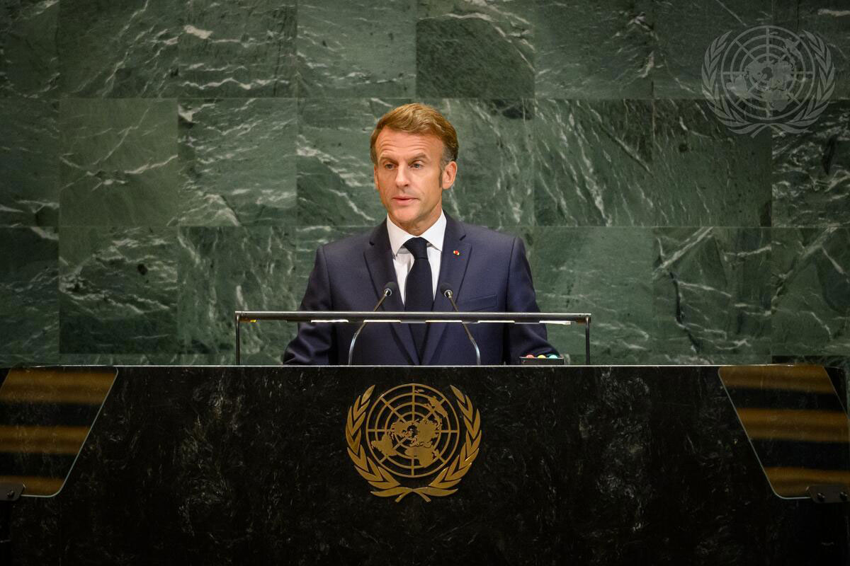 Emanuel Macron za govornicom Generalne Skupštine UN, 2025.