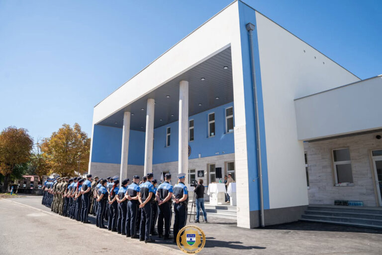 policijska stanica u bosanskom petrovcu
